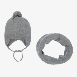 Gorros Navarro Grey Knitted Hat & Snood Set